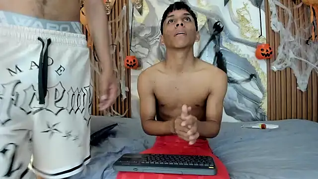 tyler_twink_boy's Live XXX Chat