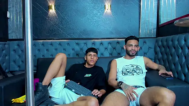 Chat XXX ao vivo de EMILIANO_BLESS