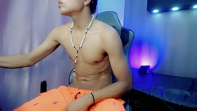 Manuxx2 live XXX chat