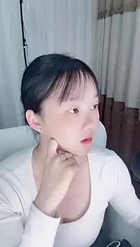 yiyi88888 live XXX chat