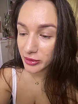 HotXMom_ XXX чат на живо