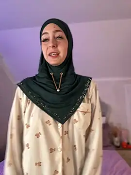LynaFrost Adlı Modelin Canlı XXX Sohbeti