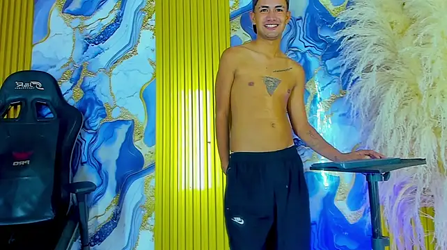 XXX chat uživo modela NIO_KLOUDS_