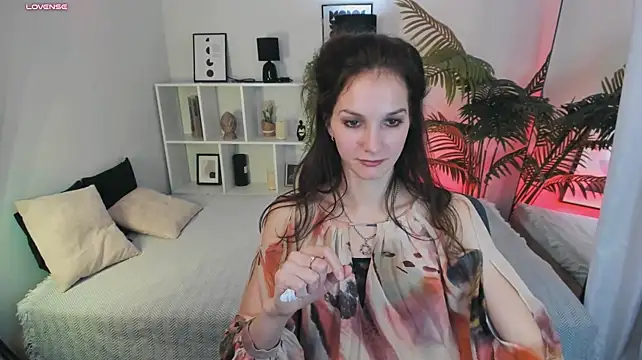 MirandaGlow Live XXX-Chat