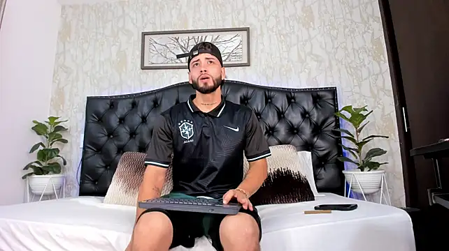 MattDevon Live XXX-Chat