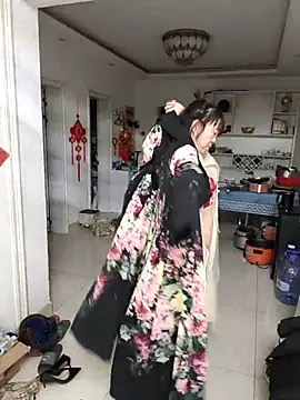 xushour Adlı Modelin Canlı XXX Sohbeti