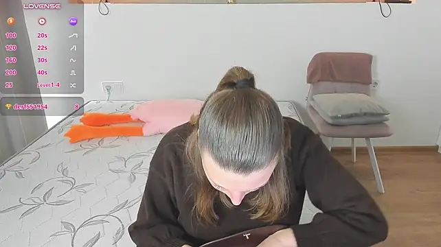Kitkatvel Live XXX Chat