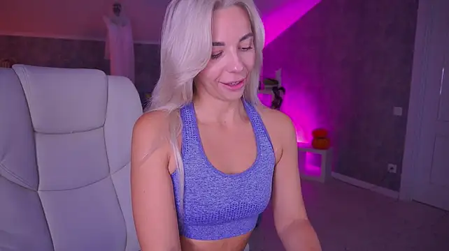 Chat +18 de BellaRayyy ao vivo