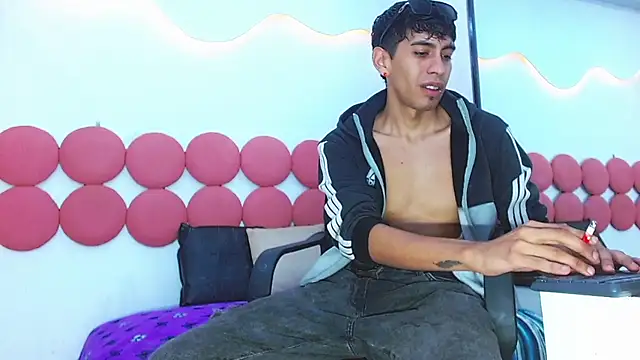 Drake_Jack Live XXX-Chat