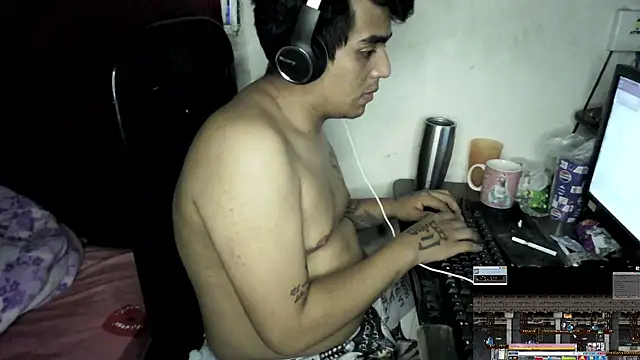 pidemelabendi's Live XXX Chat