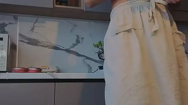RebleBabble webcam show