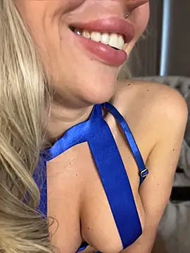 Czat XXX na żywo – PinaColaBoom