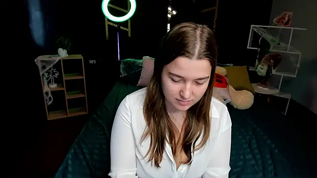 Miaa-Berry Adlı Modelin Canlı XXX Sohbeti