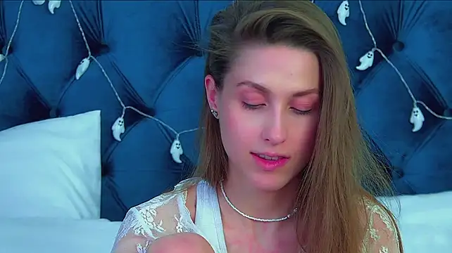 HaileyArdens Adlı Modelin Canlı XXX Sohbeti