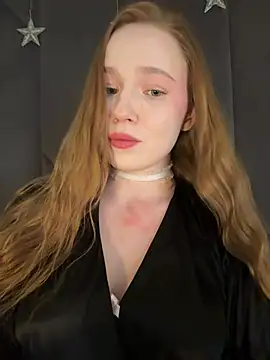 CarolineQuinn live XXX chat