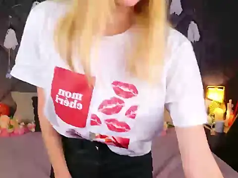 4example_Chloe Live XXX-chat