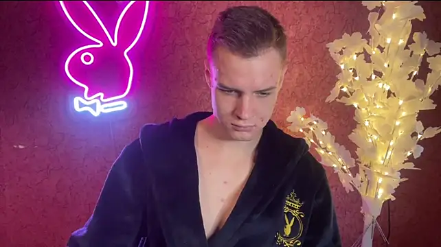 Онлайн чат XXX BigBabyMax