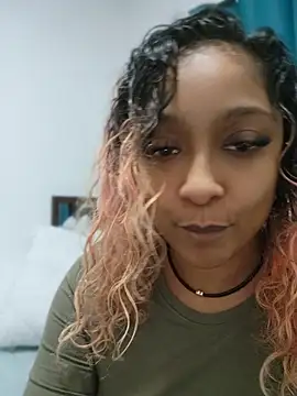 Chat XXX ao vivo de Indianbrownie
