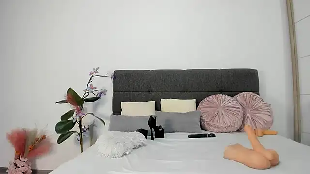 XXX chat uživo modela AlenaBay