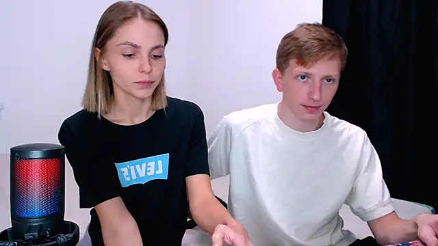 juliaanddima: онлайн-секс-чат