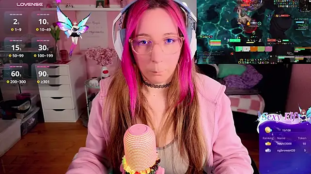 צ'אט XXX בשידור חי של JustKerry