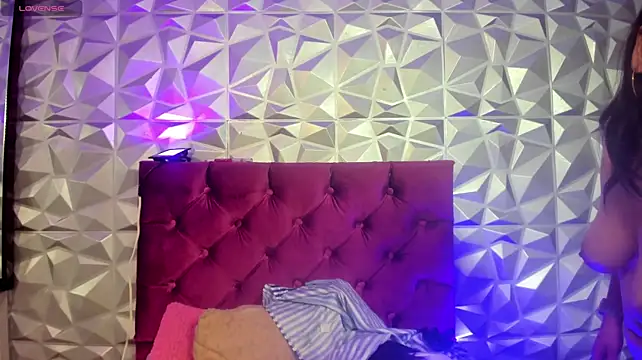 دردشة Malefic4 الجنسية المباشرة