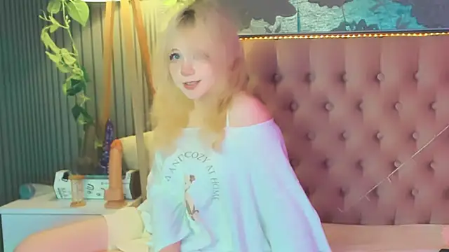 EmilyAngells Chat XXX in diretta