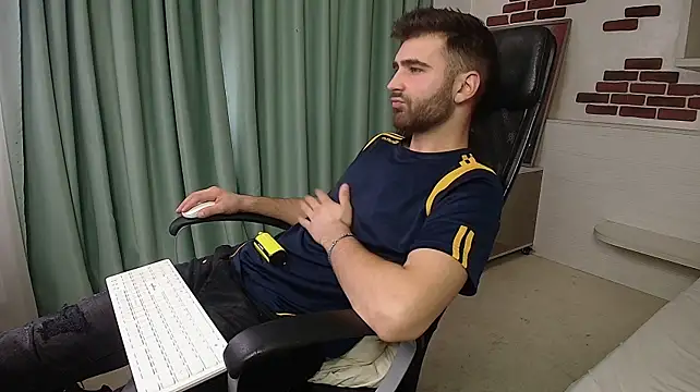 KyloEast's Live XXX Chat