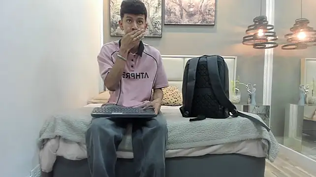 Brandon_Manilow Chat XXX in diretta