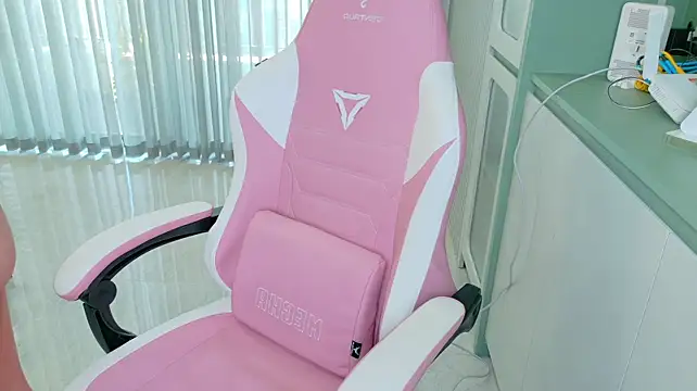 Lilyisshy Chat XXX in diretta