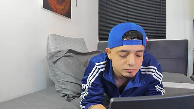 Chatroom XXX en direct de alejandro_calderon1