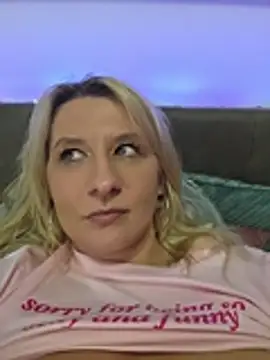Chat XXX en directo de KaylinJan
