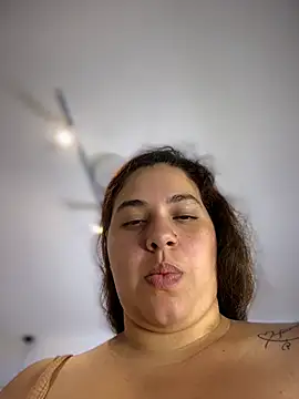 دردشة Mia__Navarro98__ الجنسية المباشرة