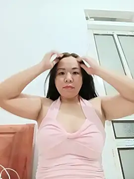 Xia-feng Live XXX Chat