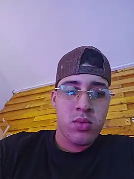 sam_vitali 现场XXX聊天