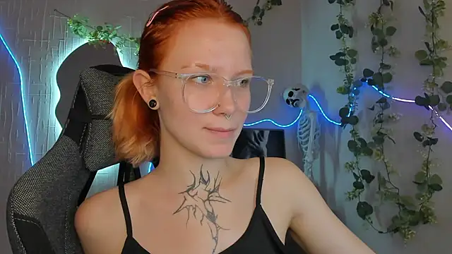 Elastikisss Adlı Modelin Canlı XXX Sohbeti
