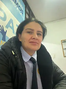 xiomi_milf Chat XXX in diretta