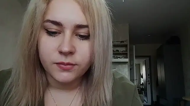 IsaWhitton Chat XXX in diretta