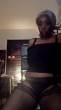 VenezuelaLuxeNoir's Live XXX Chat