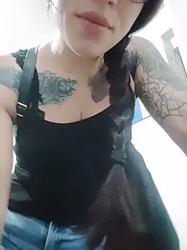 ValeryMontenegro Chat XXX in diretta