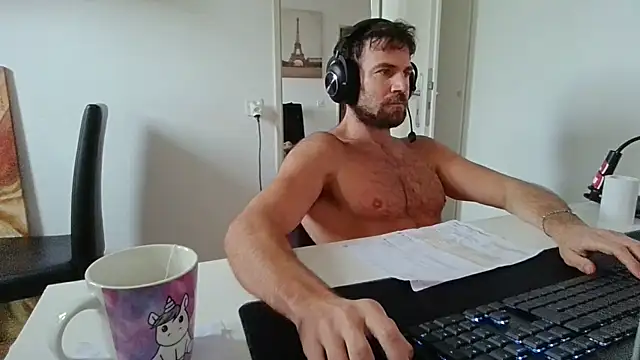 alpha-hunk – Live XXX-chat