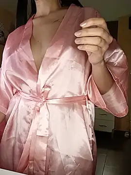 SallyWhitee live XXX chat