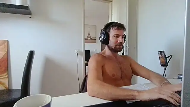 Chat XXX en directo de alpha-hunk