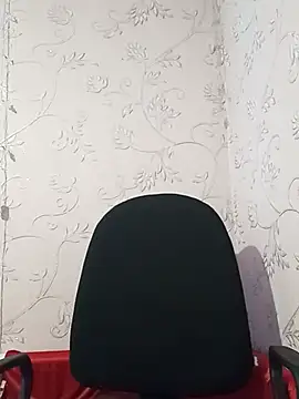 Chat +18 de MarisTi ao vivo