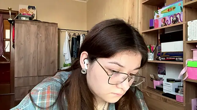 ArianaHowk Chat XXX in diretta