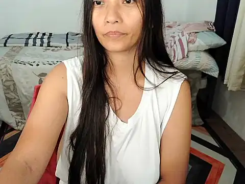 Pinay_Huntress Chat XXX in diretta