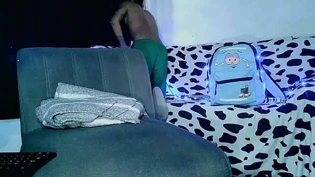 dareck_18 – Naživo XXX chat