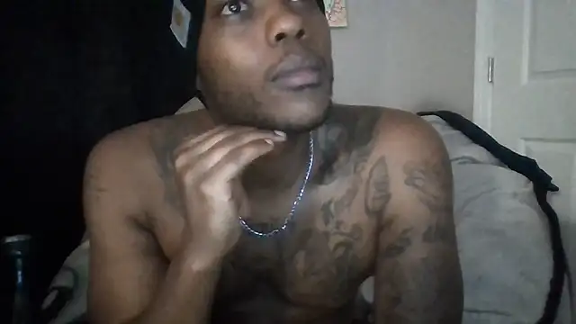 zdaddymm Show in webcam