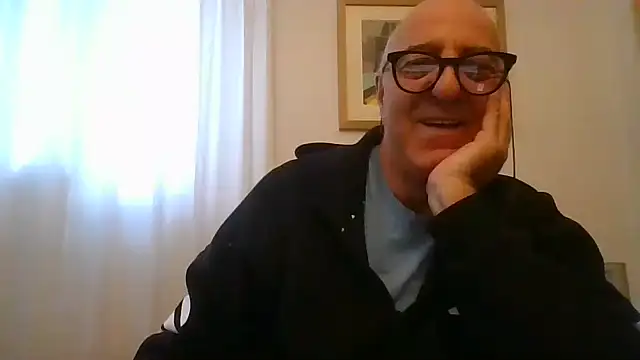 ANONIMO7735 Chat XXX in diretta