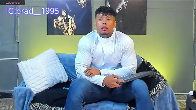 Chatroom XXX en direct de bradley_smith